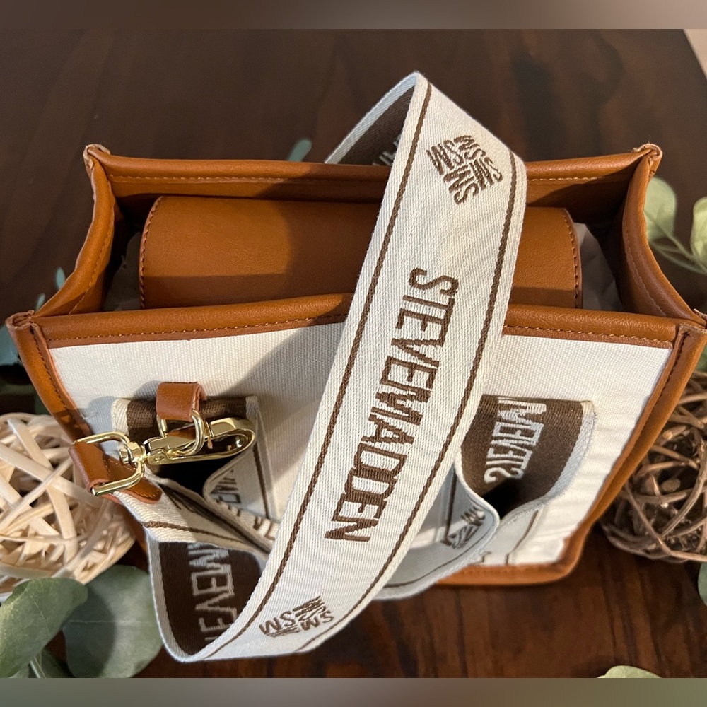 Steve Madden Cognac Colored Purse with airpod case
